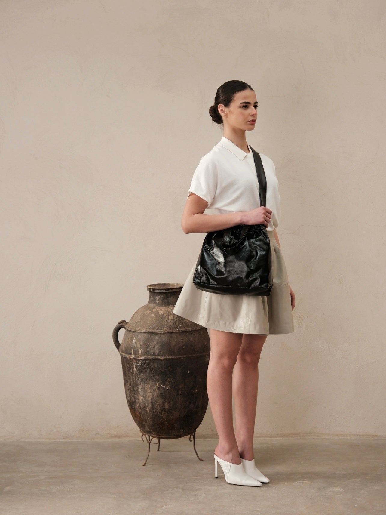 Double handle leather bag