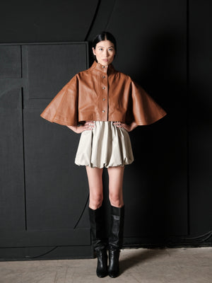 La cape en cuir