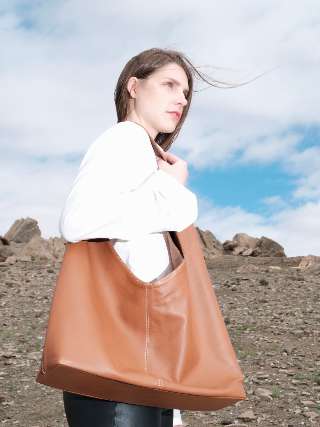 Leather tote bag