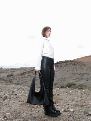 Leather tote bag