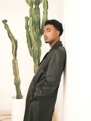 The leather trench coat for men