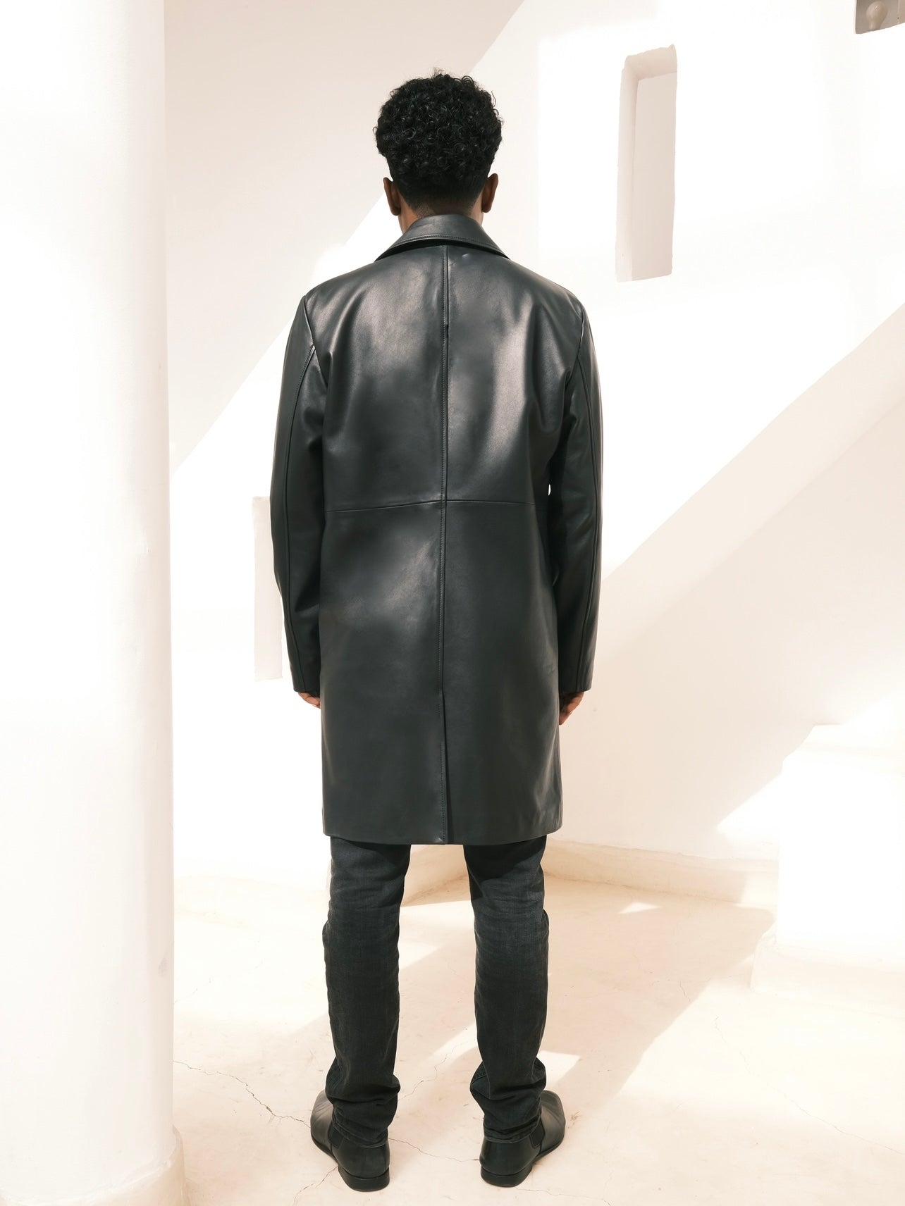 The leather trench coat for men