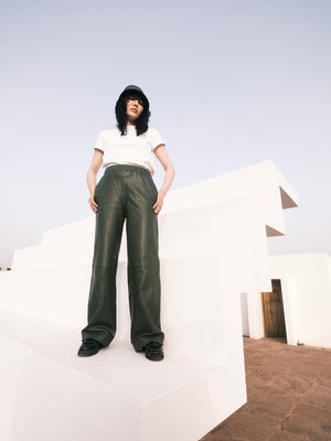 Pantalon large en cuir Naksu