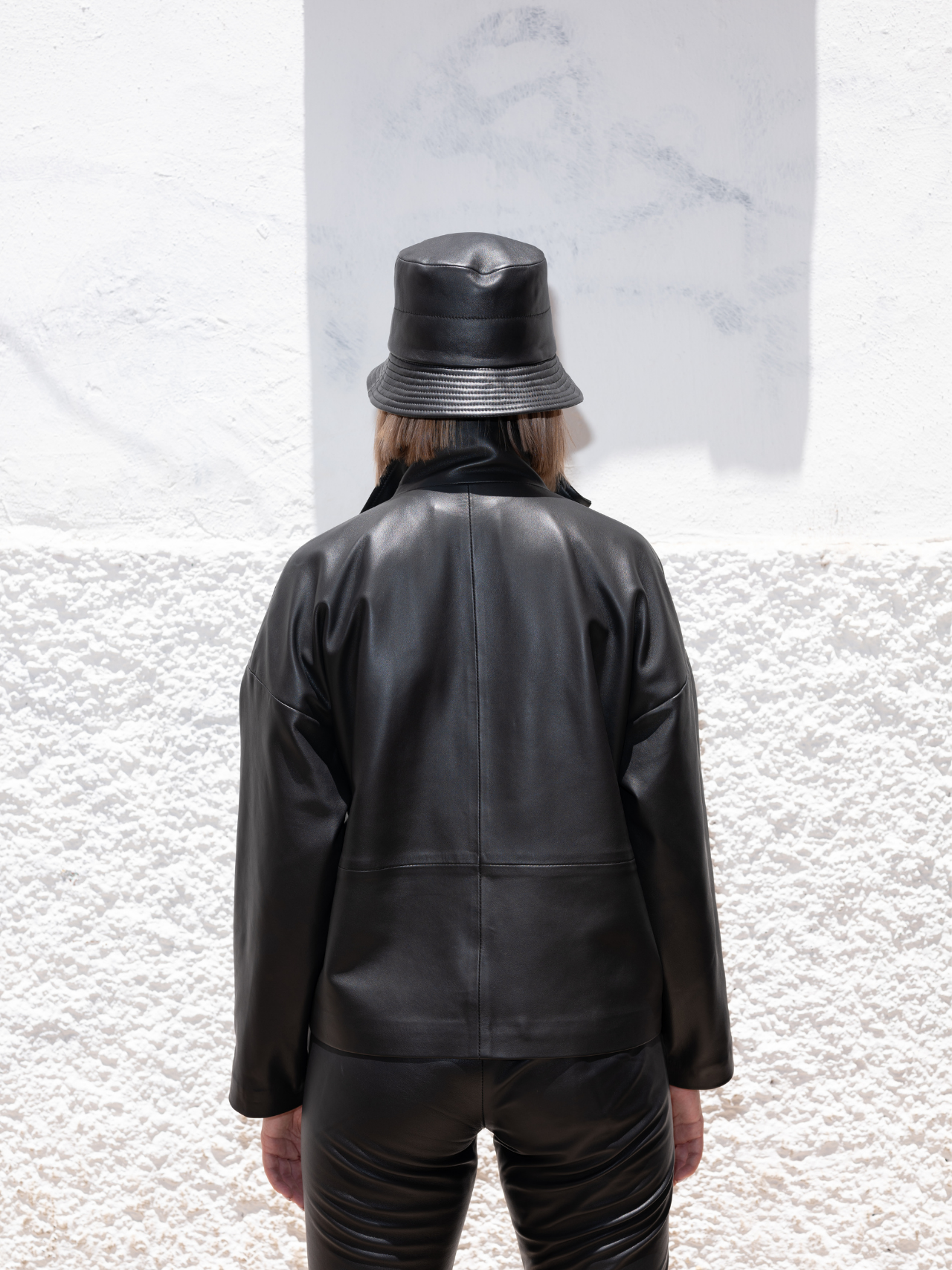 Le sweat-shirt en cuir